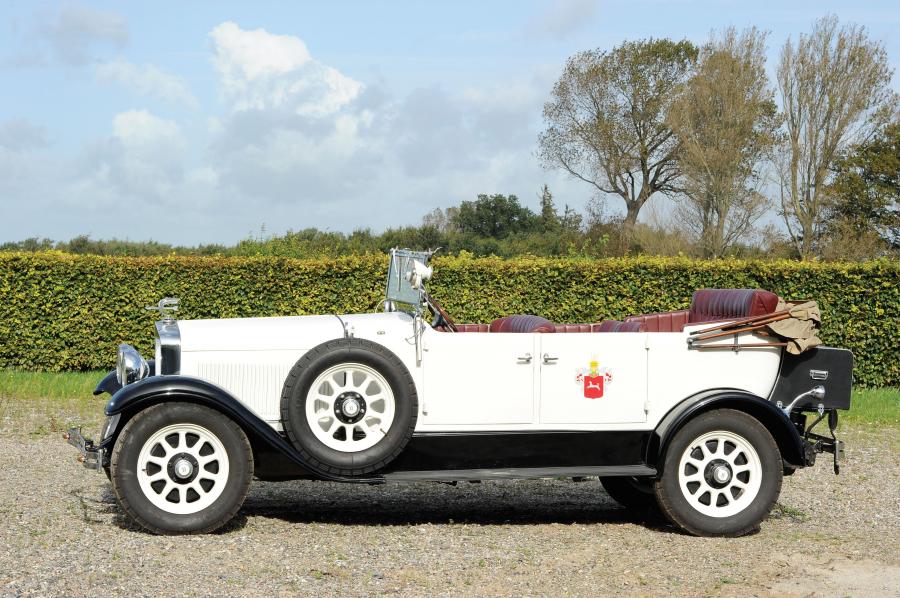  Horch 8/305 Tourer 1928 года  (фото 8 из 13)
